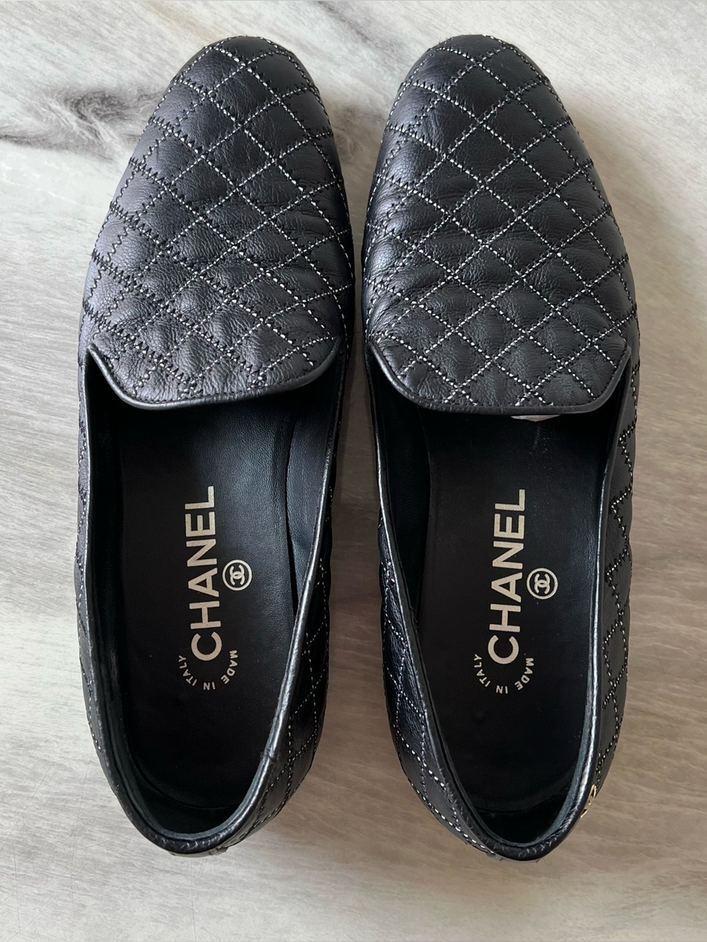 Chanel Black Zigzag & Contrast Diamond Moccasin Loafers - Picture 2 of 11
